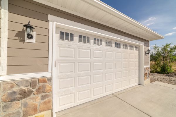 Garage Lifting in Plymouth